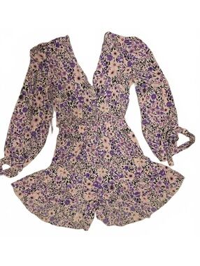 Boohoo Size 10 Floral Print Long Sleeve Romper with Tie Sleeves